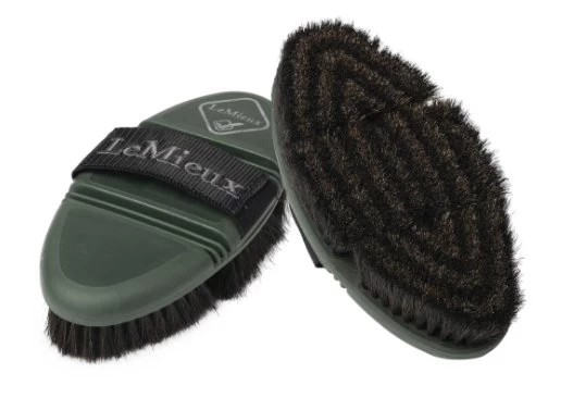 LeMieux Flexi Horse Hair Body Brush Oak/ Rioja 2 LeMieux Flexi Horse Hair Body Brush Oak/ Rioja - Image 2